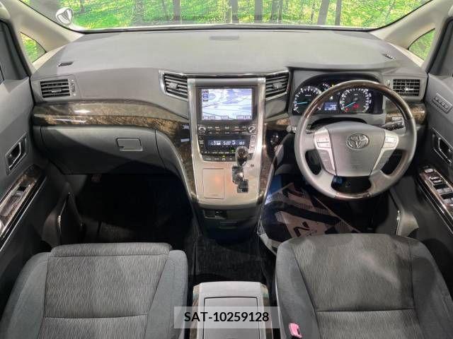 Toyota VELLFIRE 2014-06 384288-1