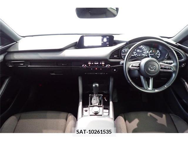 Mazda MAZDA3 2022-04 276403-9