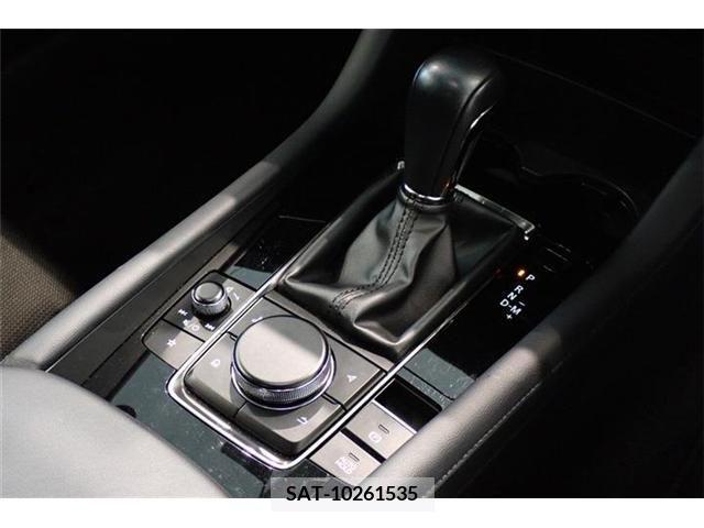 Mazda MAZDA3 2022-04 276403-15