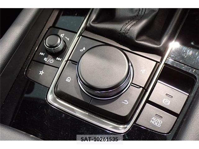 Mazda MAZDA3 2022-04 276403-17