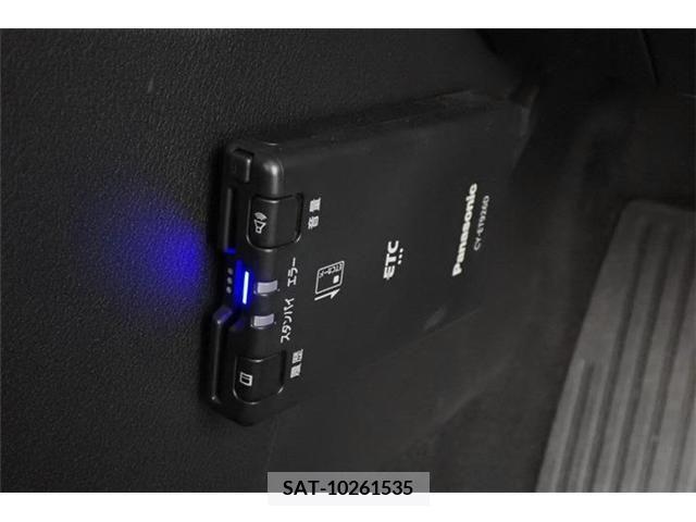 Mazda MAZDA3 2022-04 276403-13