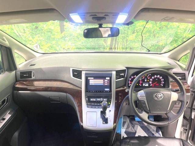 Toyota VELLFIRE 2012-03 196298-1