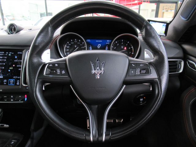 Maserati LEVANTE 2019-06 9706-9