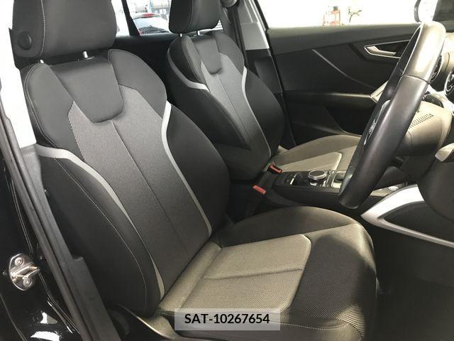 Audi Q2 2018-01 209427-11