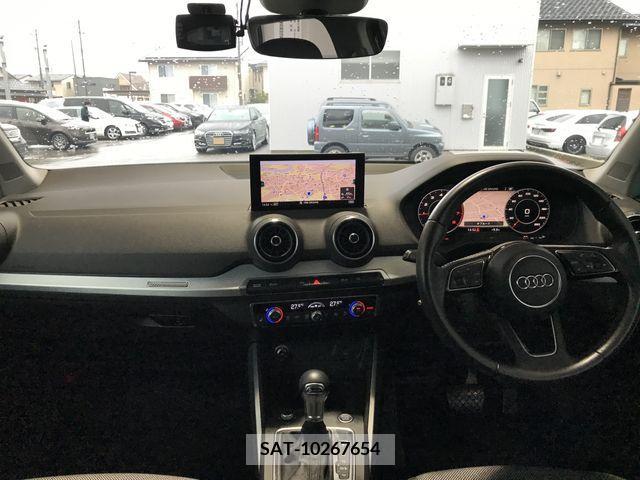 Audi Q2 2018-01 209427-1