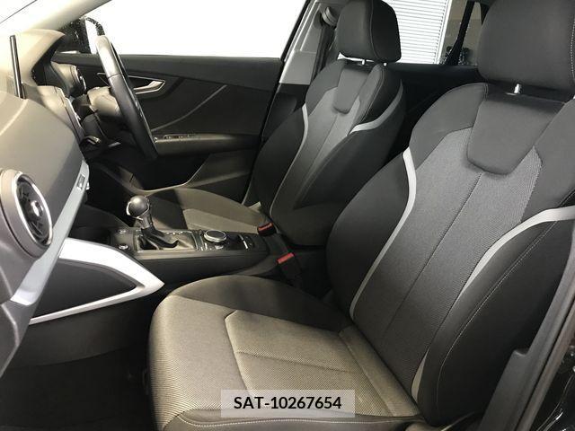 Audi Q2 2018-01 209427-16