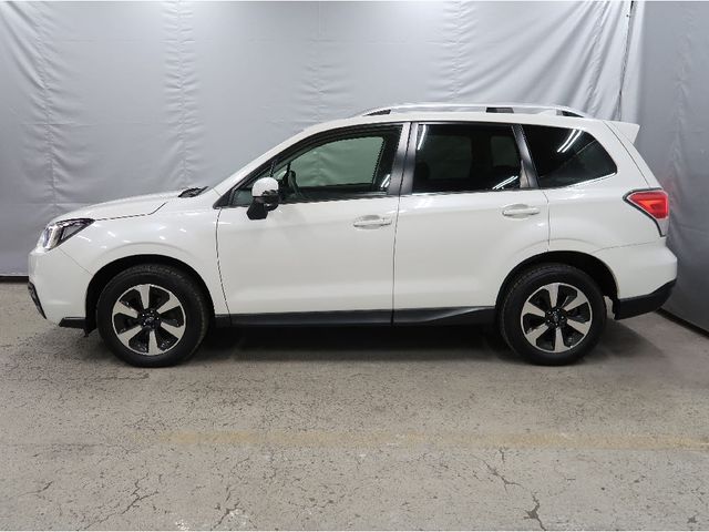 Subaru FORESTER 2015-12 196175-12