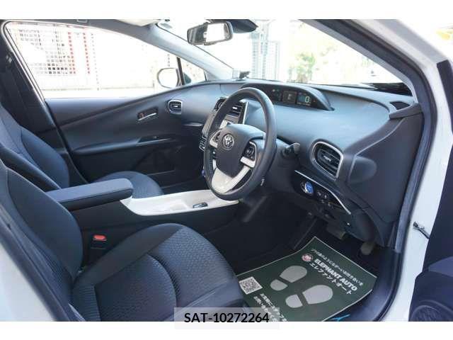Toyota PRIUS 2016-09 322370-17
