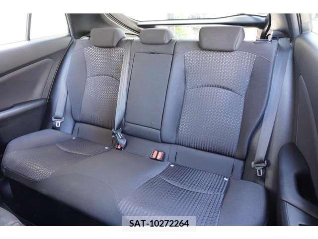 Toyota PRIUS 2016-09 322370-13