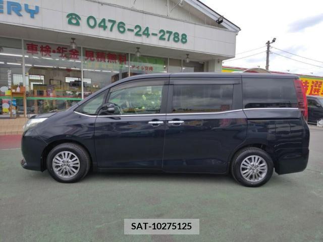 Toyota ESQUIRE 2015-06 297204-11