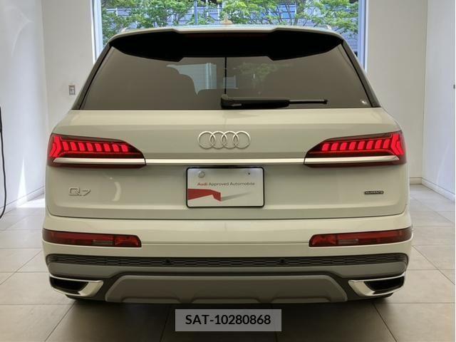 Audi Q7 2020-08 336874-3