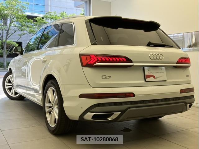 Audi Q7 2020-08 336874-5