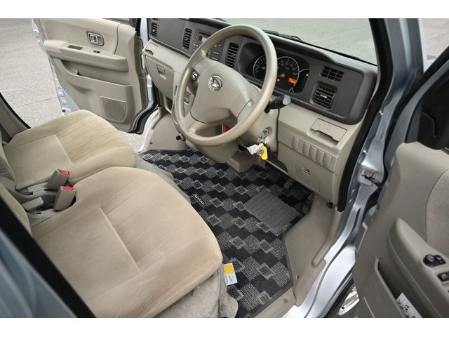 Daihatsu ATRAI WAGON 2010-06 20494-11