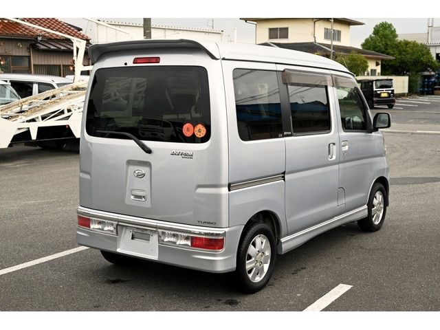Daihatsu ATRAI WAGON 2010-06 20494-4