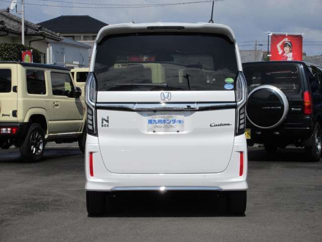 Honda N BOX CUSTOM 2023-03 2808-6