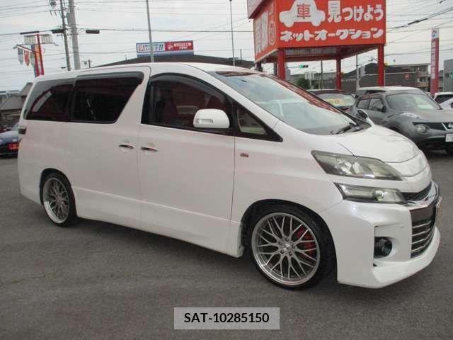 Toyota VELLFIRE 2014-04 201007-3
