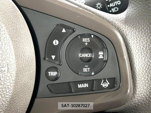 Honda N BOX 2019-09 278528-6