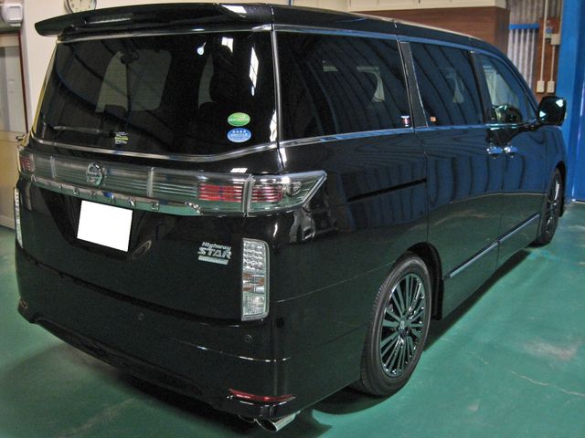Nissan ELGRAND 2020-03 4882-3