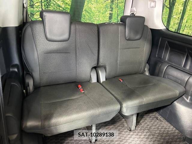 Toyota VOXY 2013-09 321359-9