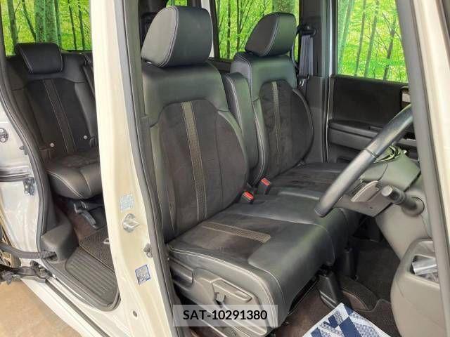 Honda N BOX CUSTOM 2019-05 364861-8