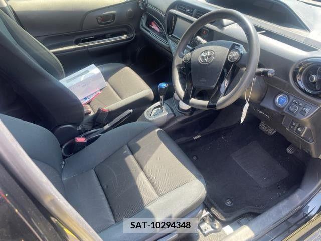 Toyota AQUA 2016-12 345802-1