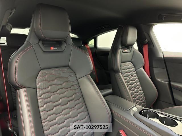 Audi E-TRON 2021-12 212949-16