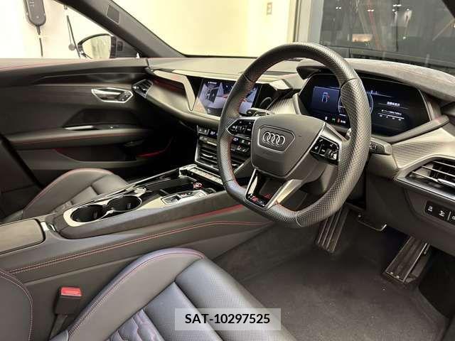 Audi E-TRON 2021-12 212949-9