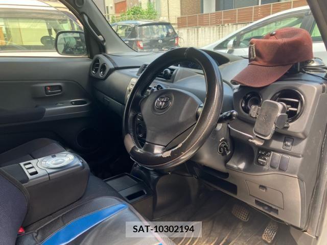 Toyota BB 2006-03 389513-4