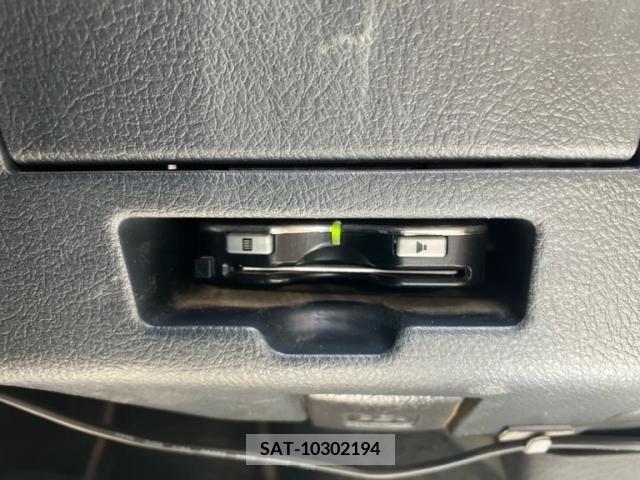 Toyota BB 2006-03 389513-20