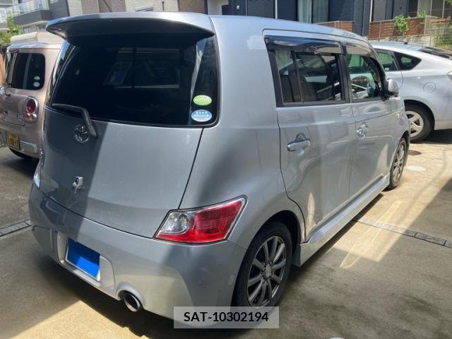 Toyota BB 2006-03 389513-3