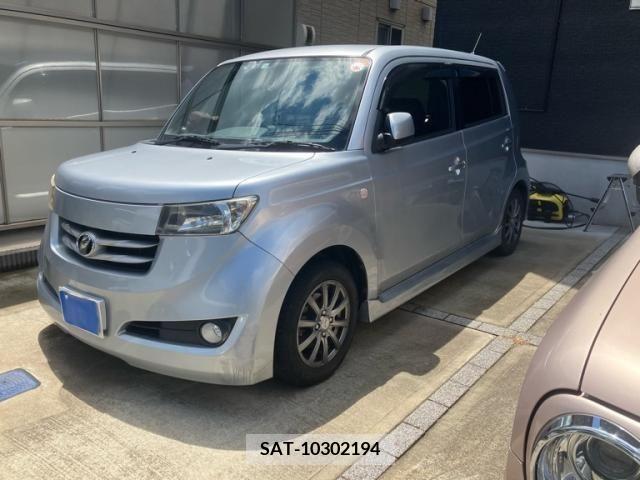 Toyota BB 2006-03 389513-1