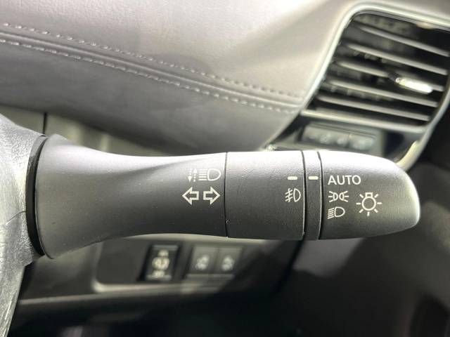 Nissan SERENA 2021-02 21928-17