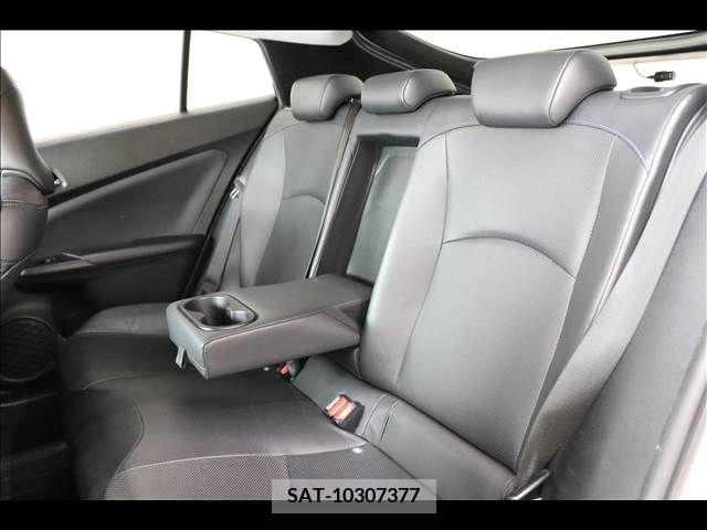Toyota PRIUS 2017-06 352521-17