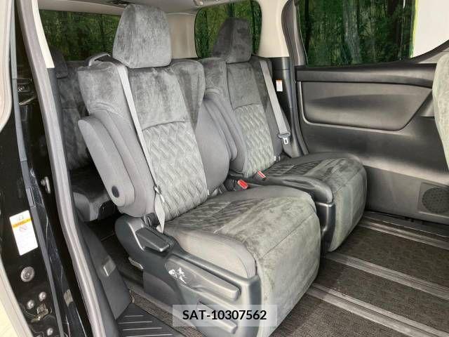 Toyota VELLFIRE 2018-01 222369-8