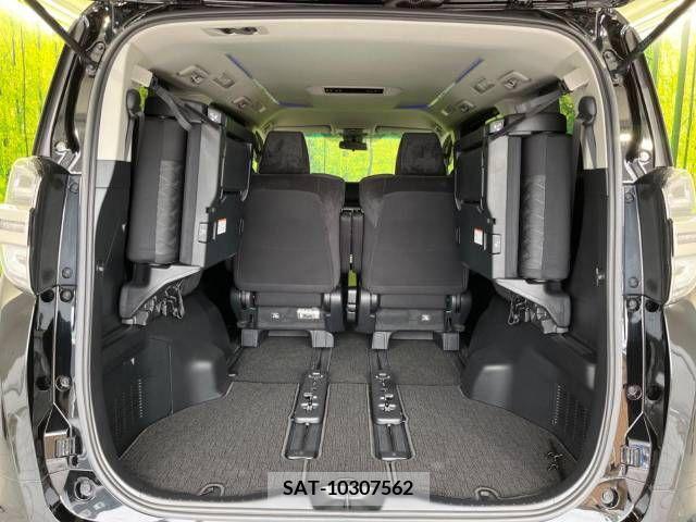 Toyota VELLFIRE 2018-01 222369-10