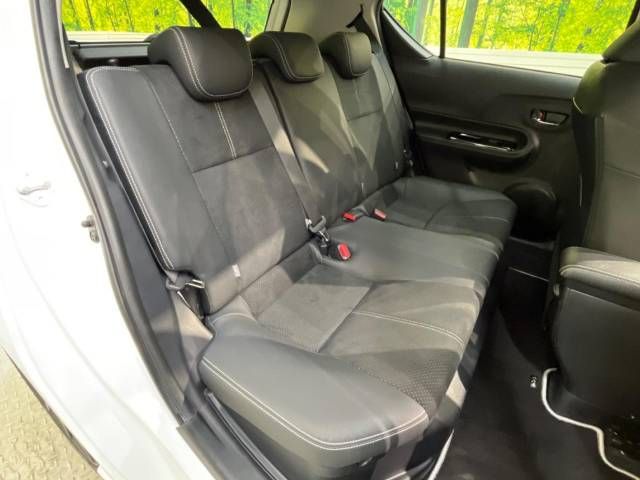 Toyota AQUA 2014-07 12498-9