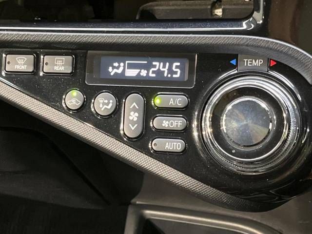 Toyota AQUA 2014-07 12498-5