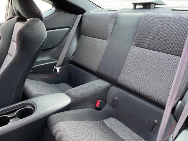 Subaru BRZ 2016-09 10108-11