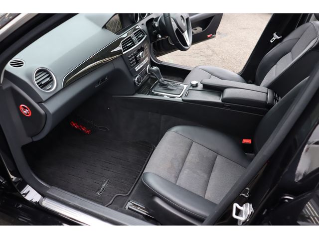 Mercedes Benz C-CLASS 2014-01 2440-5