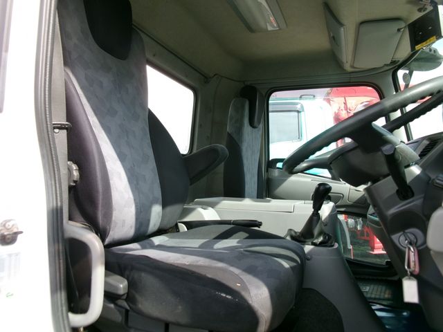Nissan CONDOR 2012-05 15307-17