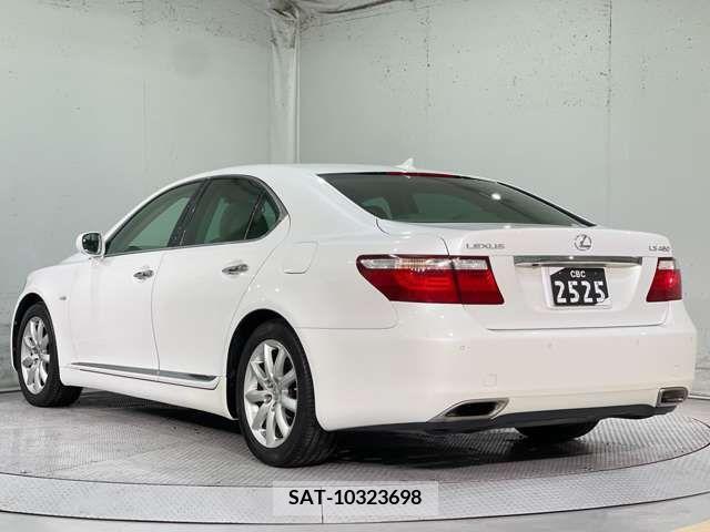 Lexus LS 2007-03 204233-9