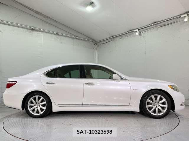 Lexus LS 2007-03 204233-6