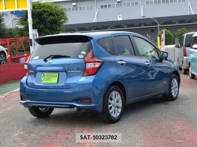 Nissan NOTE 2018-03 305419-1
