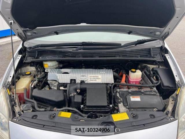 Toyota PRIUS 2013-06 322131-18