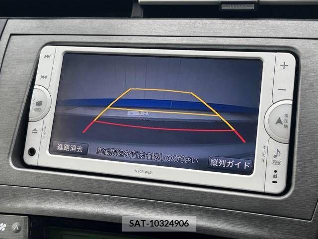 Toyota PRIUS 2013-06 322131-3