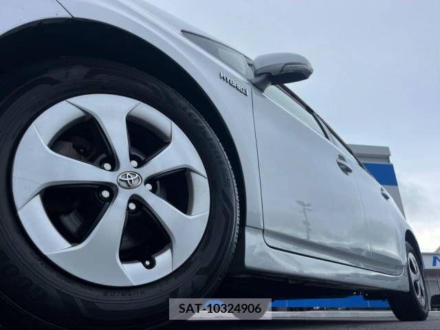 Toyota PRIUS 2013-06 322131-13