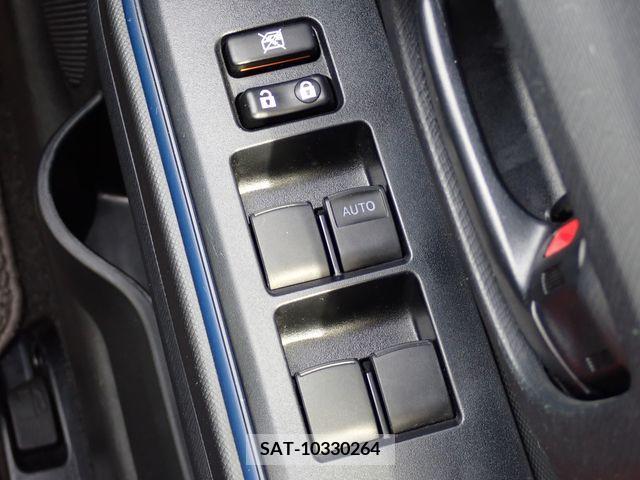 Toyota AQUA 2017-03 314267-11