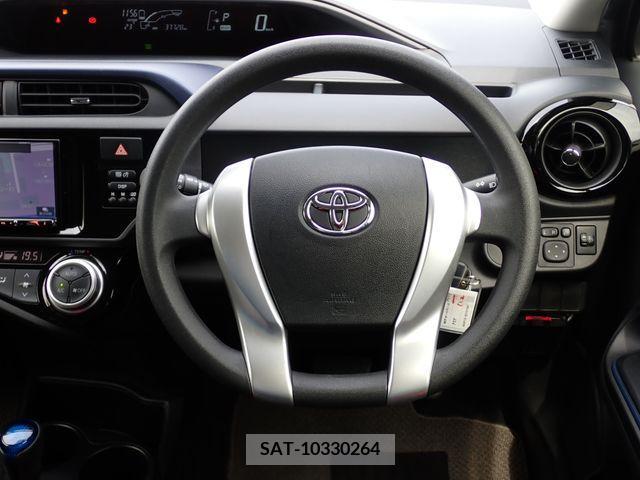 Toyota AQUA 2017-03 314267-3