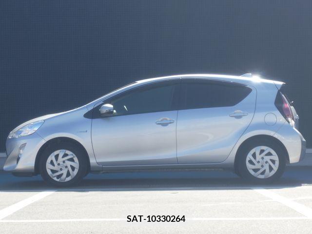 Toyota AQUA 2017-03 314267-16