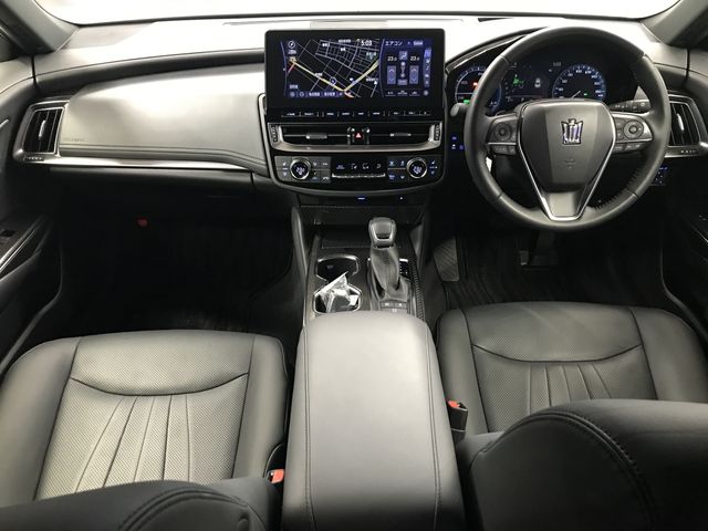 Toyota CROWN SEDAN 2021-08 8934-2